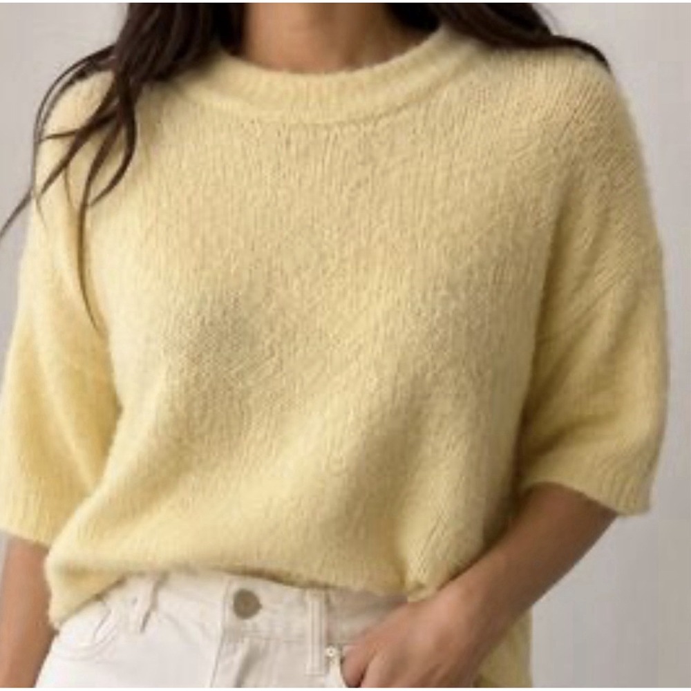 Wild Fable Womens L Yellow Fuzzy Open Knit Short Sleeve Sweater NWT